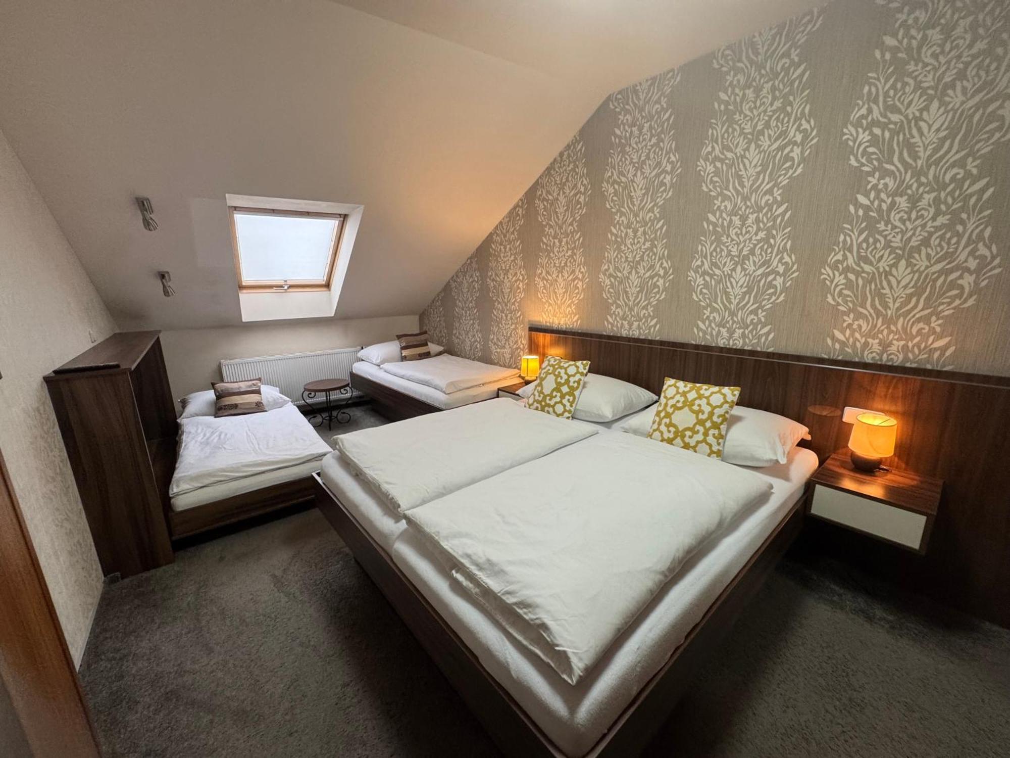 Apartman Bila Hora - Roudna Pilsen Exterior photo